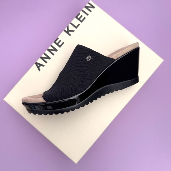 Anne Klein RELLIN Wedge Sandals Mesh Black Size 7.5M - Picture 1 of 11